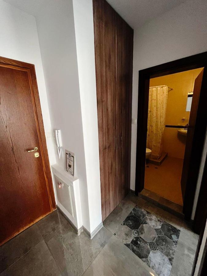 Lubata 5 Apartment